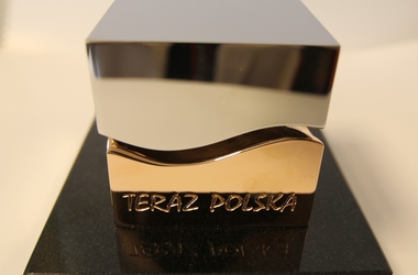 Main pic news statuetka teraz polska 3 przyci ty